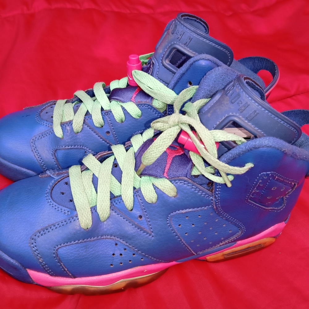 $$45$$ JORDAN RETROS SZ.6Y